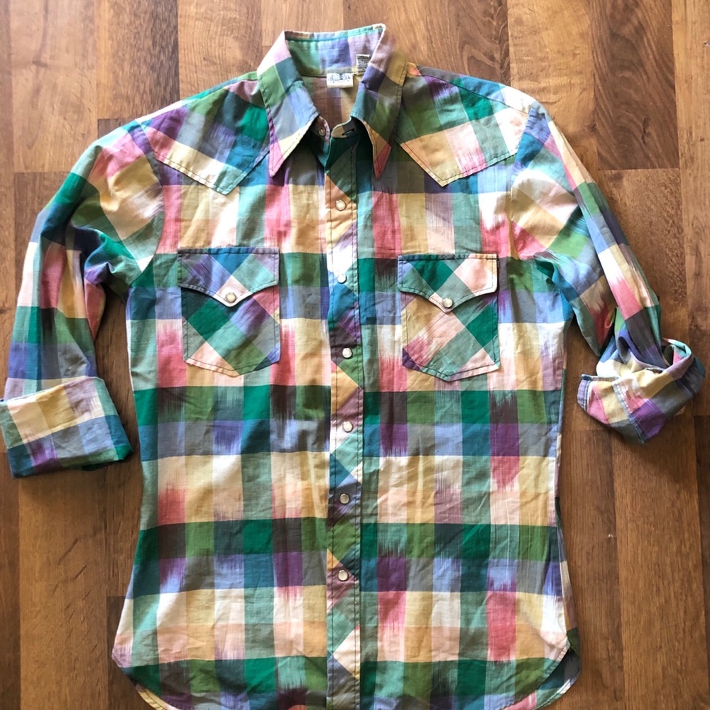 Vintage Plaid Pearlsnap Button down western shirt